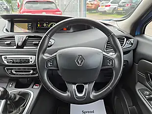 Used 2014 Renault Scenic Dynamique Tomtom Blue - Interior and Exterior details 11
