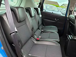 Used 2014 Renault Scenic Dynamique Tomtom Blue - Interior and Exterior details 15