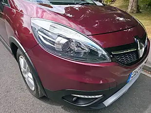 Used 2014 Renault Scenic Xmod Dynamique Tomtom Red - Interior and Exterior details 20