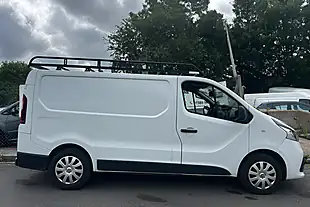 Used 2014 Renault Trafic Business+ White - Interior and Exterior details 4