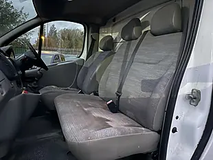 Used 2014 Renault Trafic SL27 Sport L1 H1 White - Interior and Exterior details 10