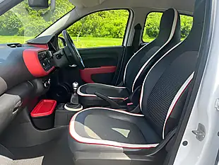 Used 2014 Renault Twingo Dynamique White - Interior and Exterior details 6