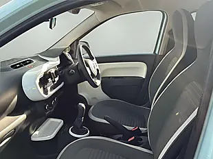 Used 2014 Renault Twingo Play Powder Blue - Interior and Exterior details 6