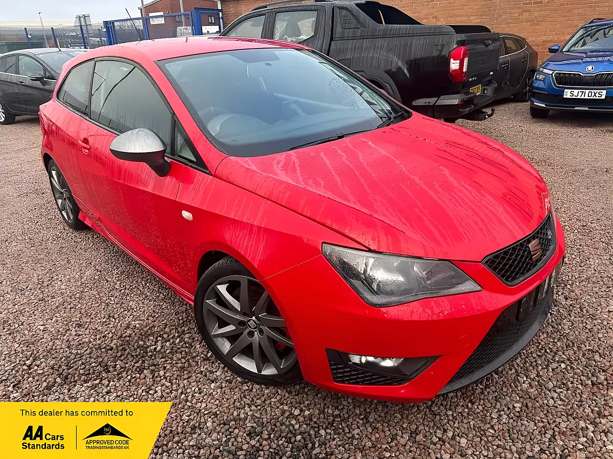 Used 2014 SEAT Ibiza Fr Edition Red - Interior and Exterior details 2