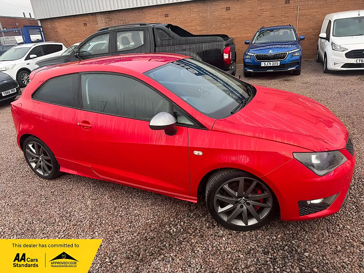 Used 2014 SEAT Ibiza Fr Edition Red - Interior and Exterior details 3