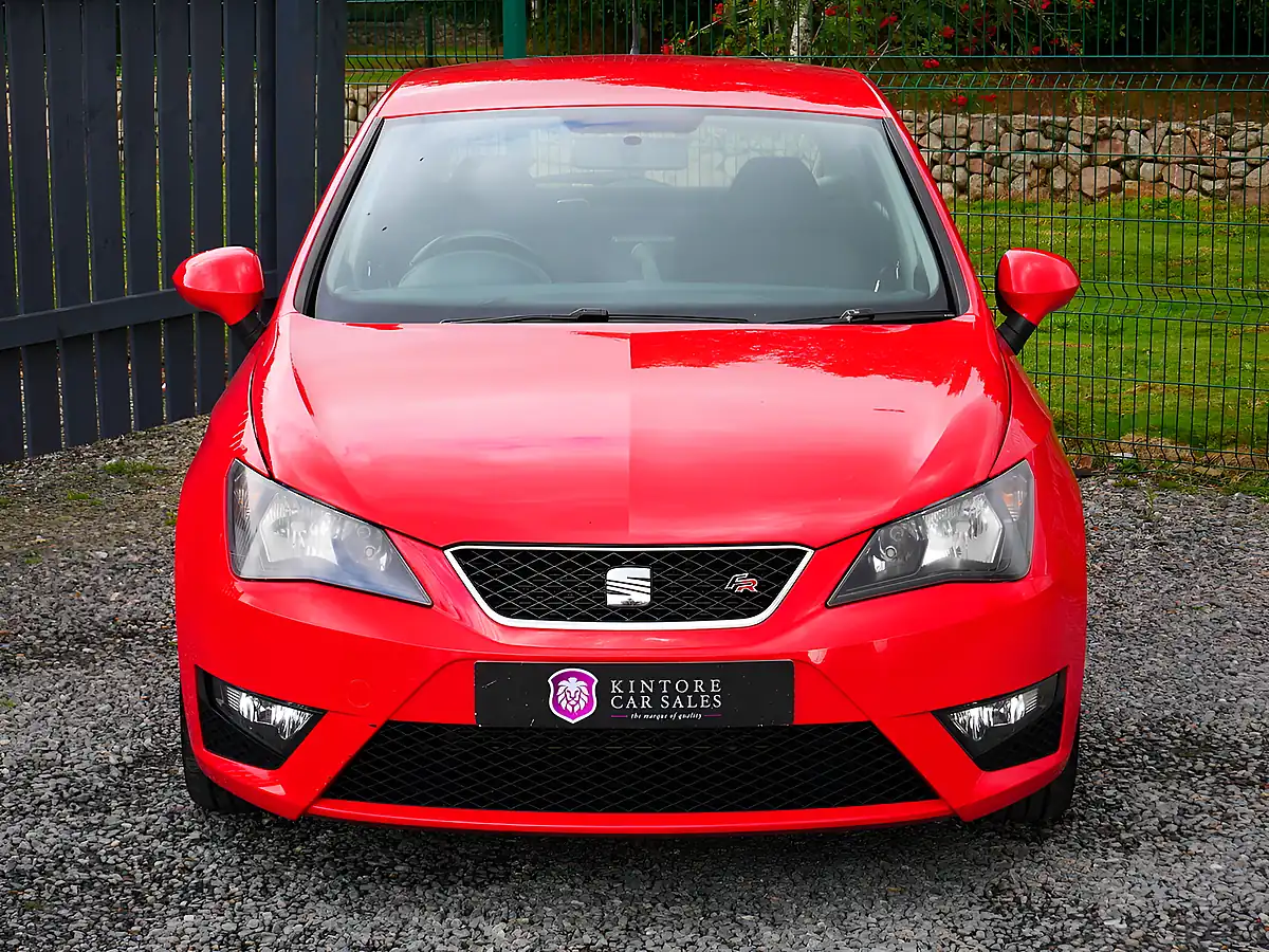 Used 2014 SEAT Ibiza Fr Emocion Red - Interior and Exterior details 3