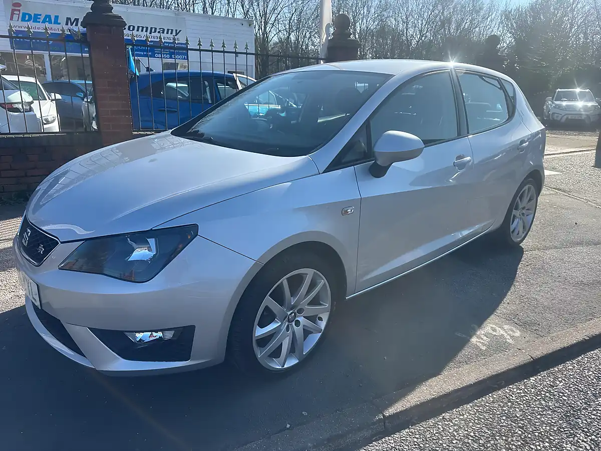 Used 2014 SEAT Ibiza Fr Silver - Interior and Exterior details 10