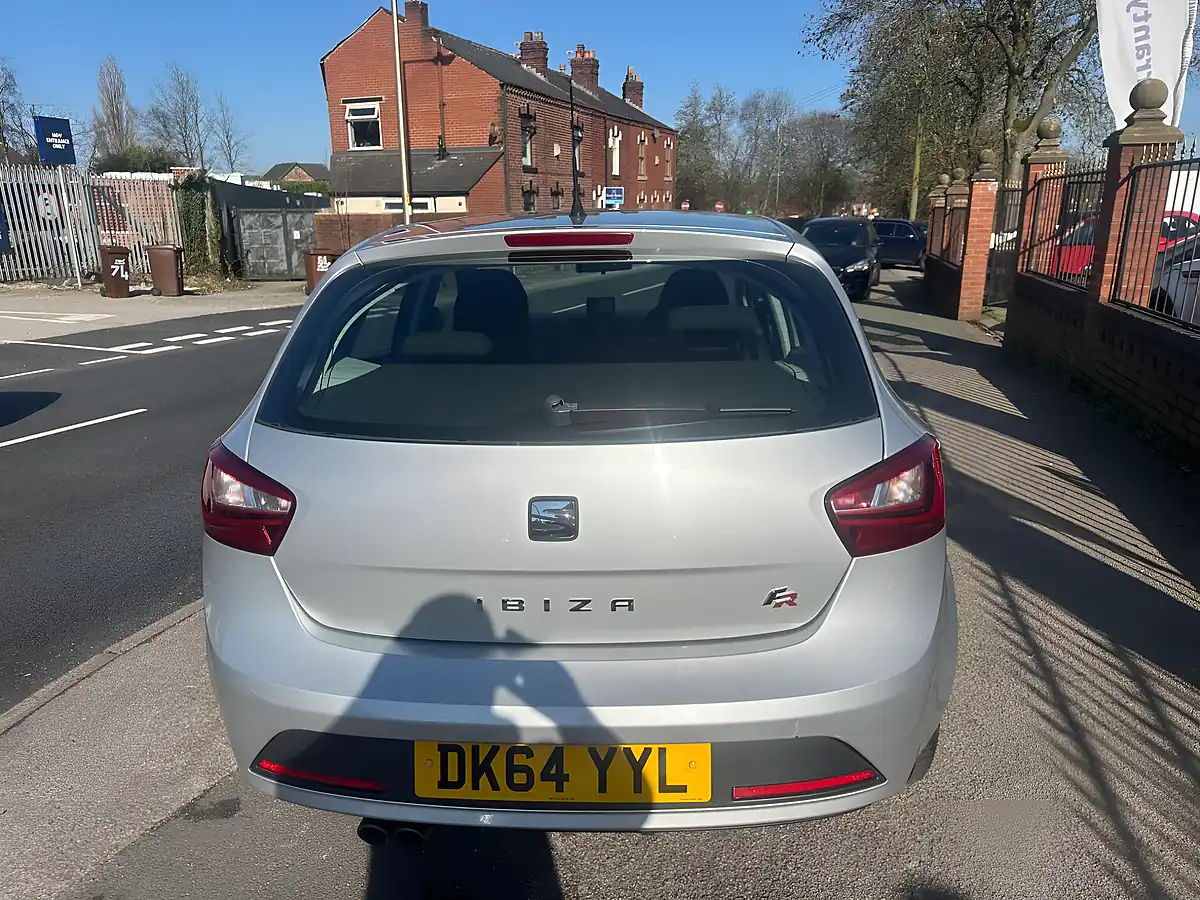 Used 2014 SEAT Ibiza Fr Silver - Interior and Exterior details 11