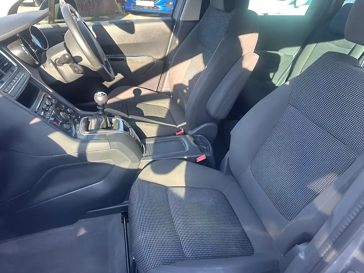 Used 2014 SEAT Ibiza Fr Silver - Interior and Exterior details 16