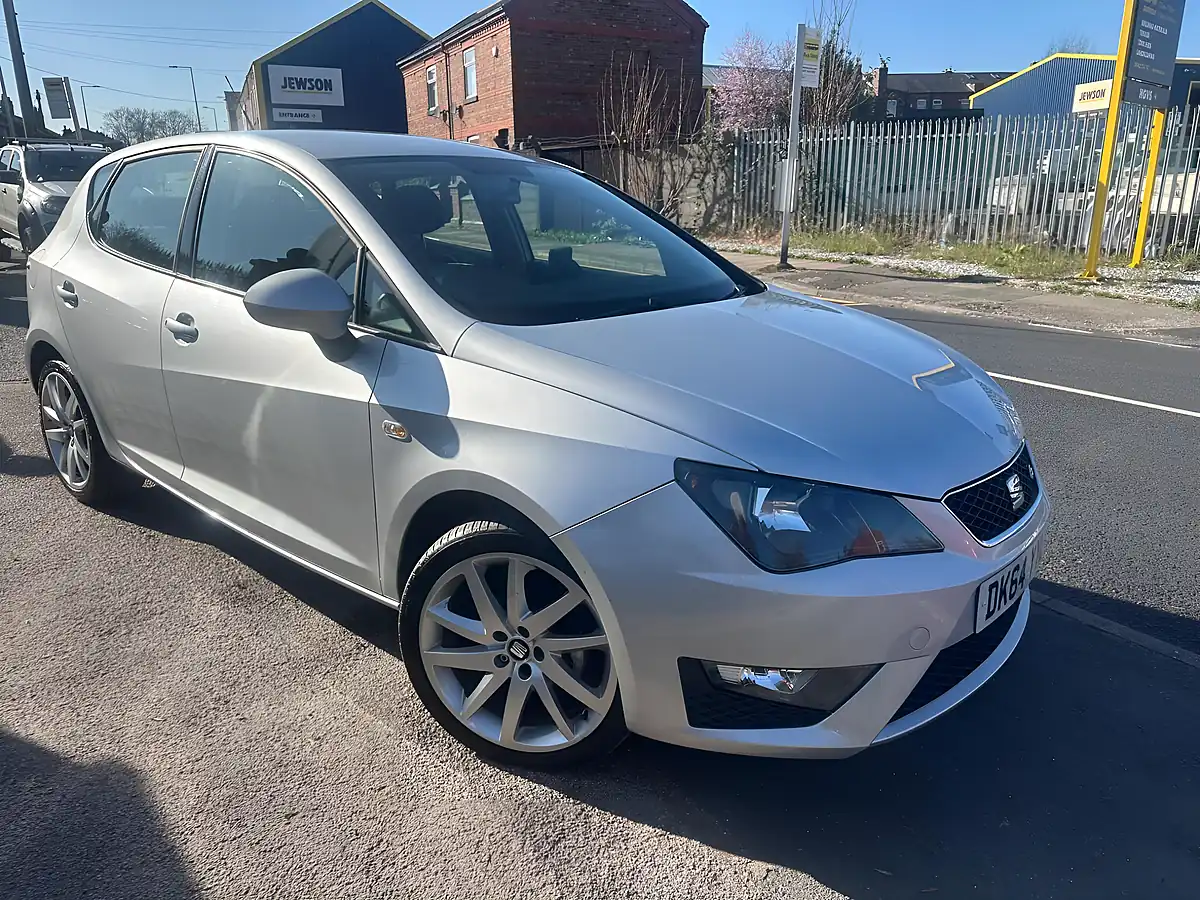 Used 2014 SEAT Ibiza Fr Silver - Interior and Exterior details 8
