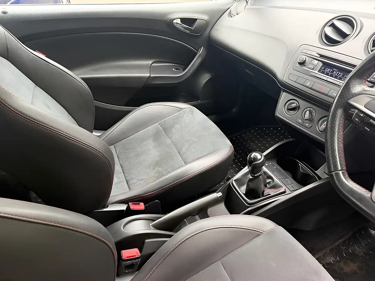 Used 2014 SEAT Ibiza Fr Sport White - Interior and Exterior details 16
