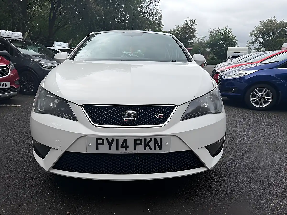 Used 2014 SEAT Ibiza Fr Sport White - Interior and Exterior details 9