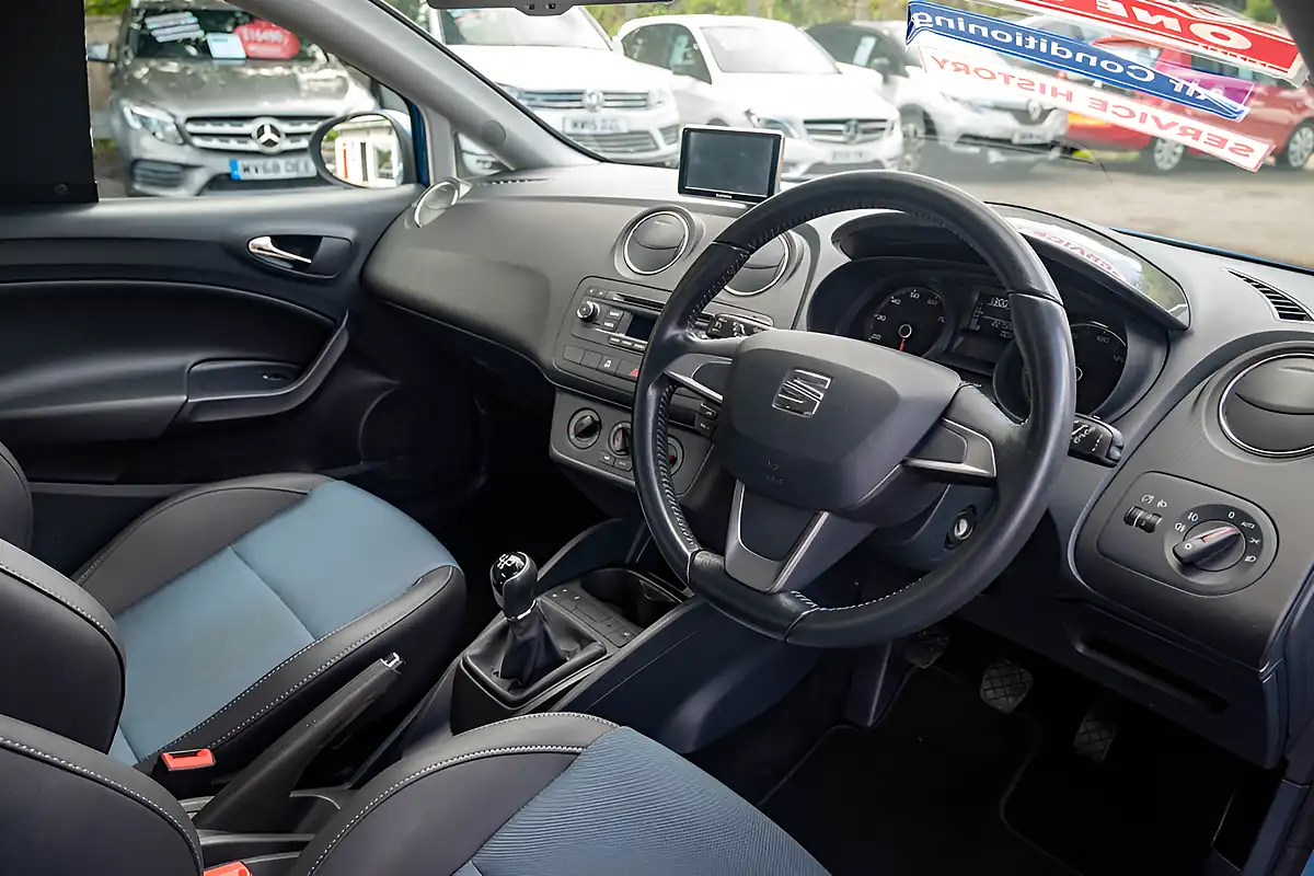 Used 2014 SEAT Ibiza I-Tech Bahama Blue - Interior and Exterior details 2