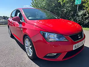 Used 2014 SEAT Ibiza Toca Red - Interior and Exterior details 10