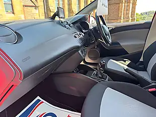 Used 2014 SEAT Ibiza Toca Red - Interior and Exterior details 19