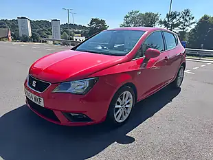Used 2014 SEAT Ibiza Toca Red - Interior and Exterior details 4
