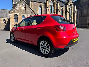 Used 2014 SEAT Ibiza Toca Red - Interior and Exterior details 5
