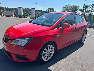 Used 2014 SEAT Ibiza Toca Red - Interior and Exterior details 9