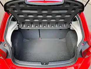 Used 2014 SEAT Ibiza Toca Red - Interior and Exterior details 10
