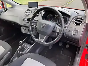 Used 2014 SEAT Ibiza Toca Red - Interior and Exterior details 12
