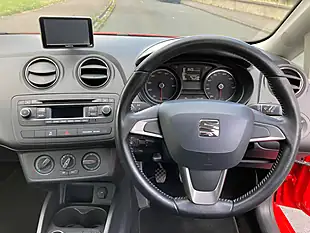 Used 2014 SEAT Ibiza Toca Red - Interior and Exterior details 15