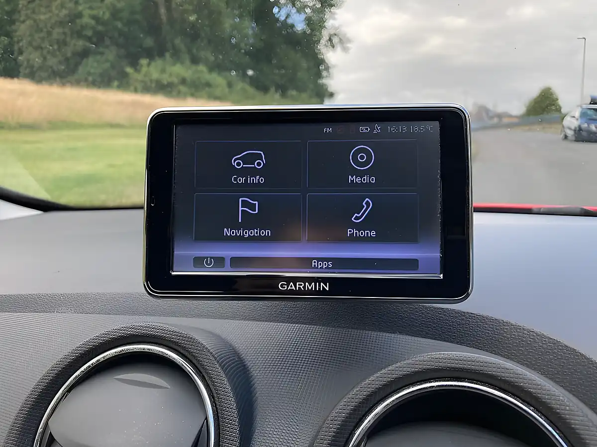 Used 2014 SEAT Ibiza Toca Red - Interior and Exterior details 16
