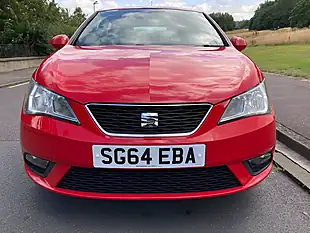 Used 2014 SEAT Ibiza Toca Red - Interior and Exterior details 7
