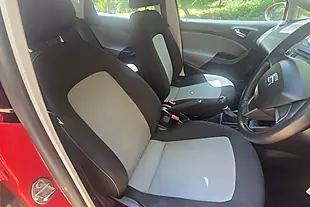 Used 2014 SEAT Ibiza Toca Red - Interior and Exterior details 13