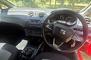 Used 2014 SEAT Ibiza Toca Red - Interior and Exterior details 14