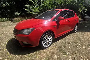 Used 2014 SEAT Ibiza Toca Red - Interior and Exterior details 3
