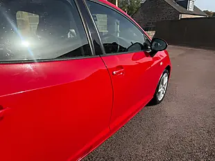 Used 2014 SEAT Ibiza Toca Red - Interior and Exterior details 13