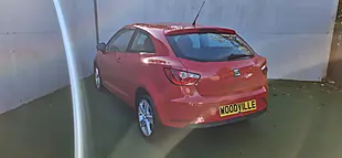 Used 2014 SEAT Ibiza Toca Red - Interior and Exterior details 10