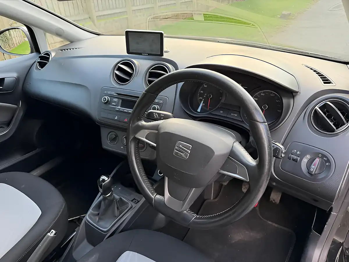 Used 2014 SEAT Ibiza Toca Sport Coupe Black - Interior and Exterior details 13