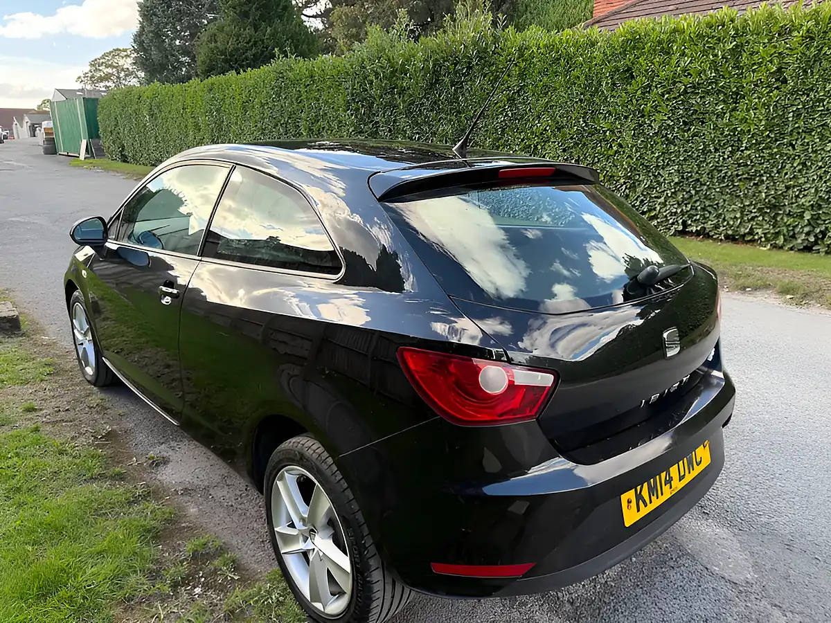Used 2014 SEAT Ibiza Toca Sport Coupe Black - Interior and Exterior details 7