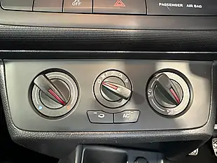 Used 2014 SEAT Ibiza Toca Sport Coupe Blue - Interior and Exterior details 12