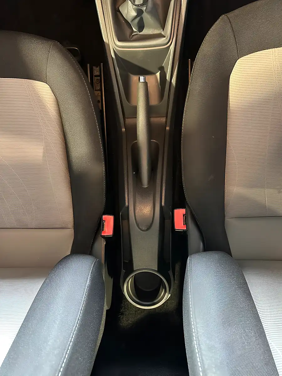 Used 2014 SEAT Ibiza Toca Sport Coupe Blue - Interior and Exterior details 13