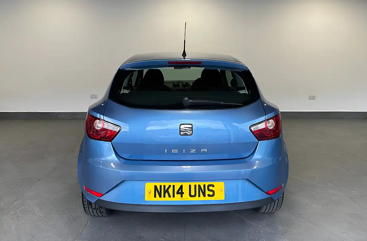 Used 2014 SEAT Ibiza Toca Sport Coupe Blue - Interior and Exterior details 4