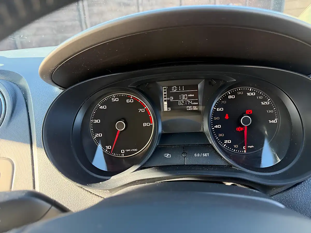 Used 2014 SEAT Ibiza Toca Sport Coupe Blue - Interior and Exterior details 16