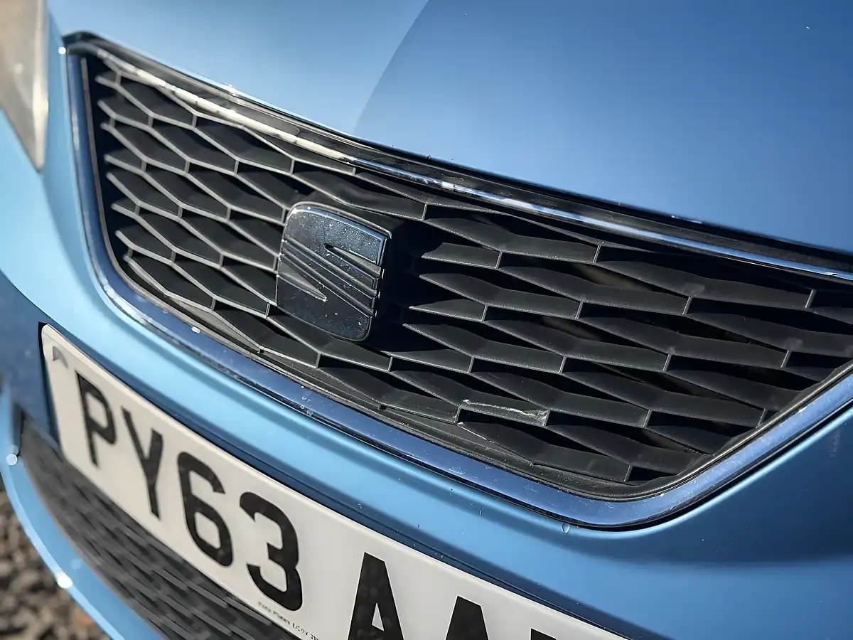 Used 2014 SEAT Ibiza Toca Sport Coupe Blue - Interior and Exterior details 19
