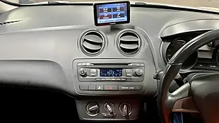 Used 2014 SEAT Ibiza Toca Sport Coupe Euro 5 White - Interior and Exterior details 10