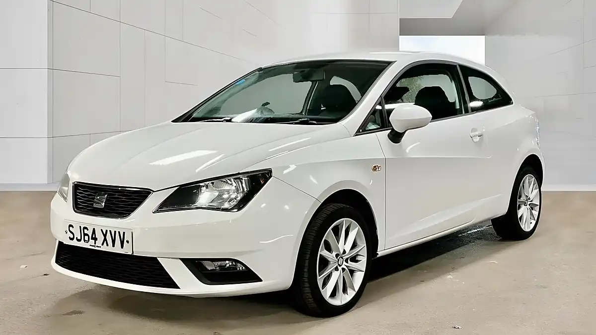 Used 2014 SEAT Ibiza Toca Sport Coupe Euro 5 White - Interior and Exterior details 2