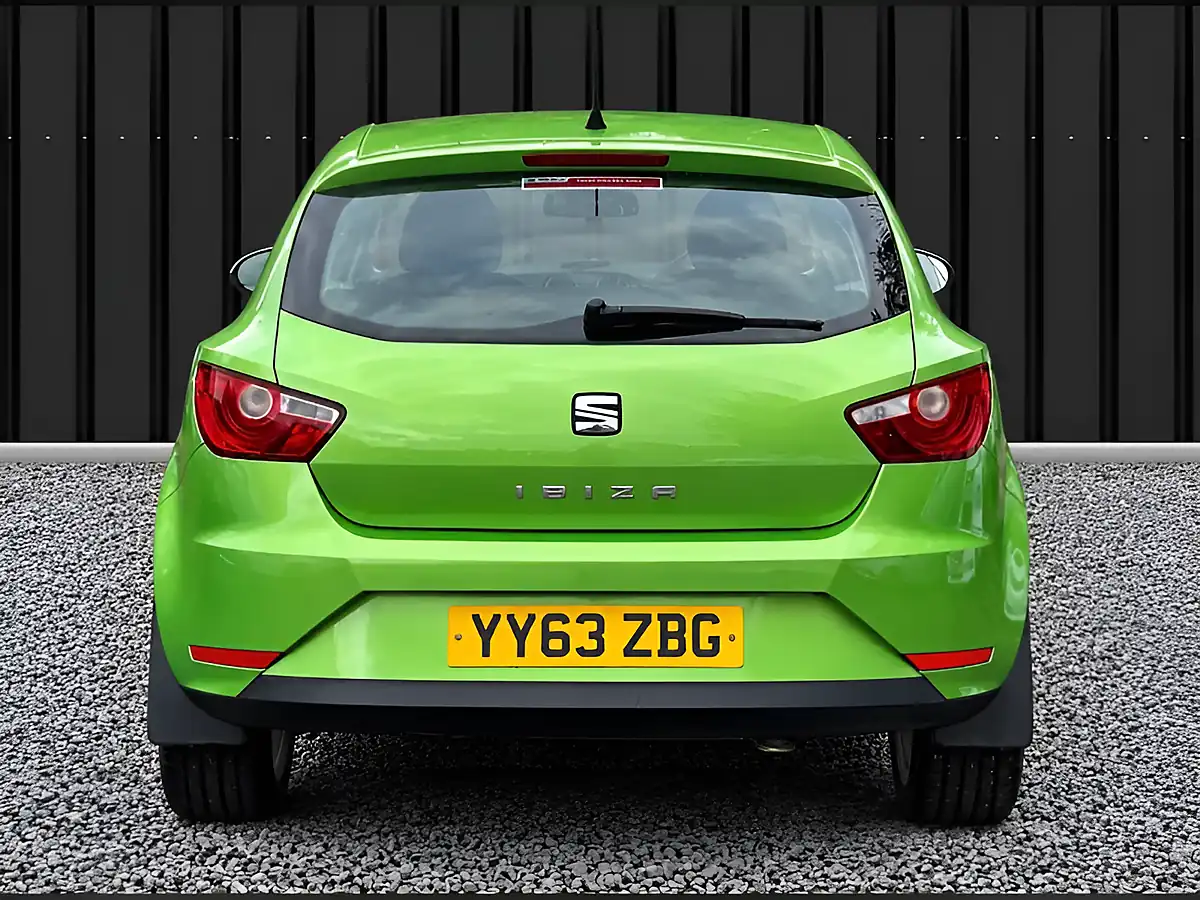Used 2014 SEAT Ibiza Toca Sport Coupe Green - Interior and Exterior details 5