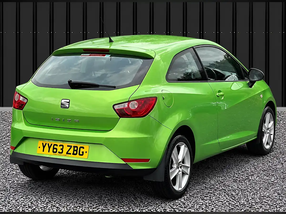 Used 2014 SEAT Ibiza Toca Sport Coupe Green - Interior and Exterior details 6