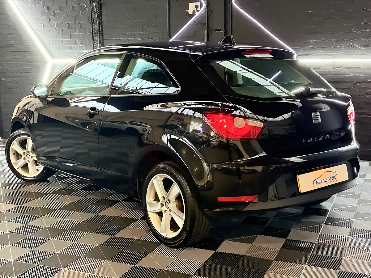 Used 2014 SEAT Ibiza Toca Sport Coupe Phantom Black - Interior and Exterior details 12