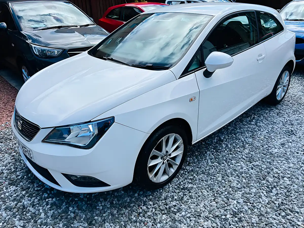 Used 2014 SEAT Ibiza Toca Sport Coupe White - Interior and Exterior details 13