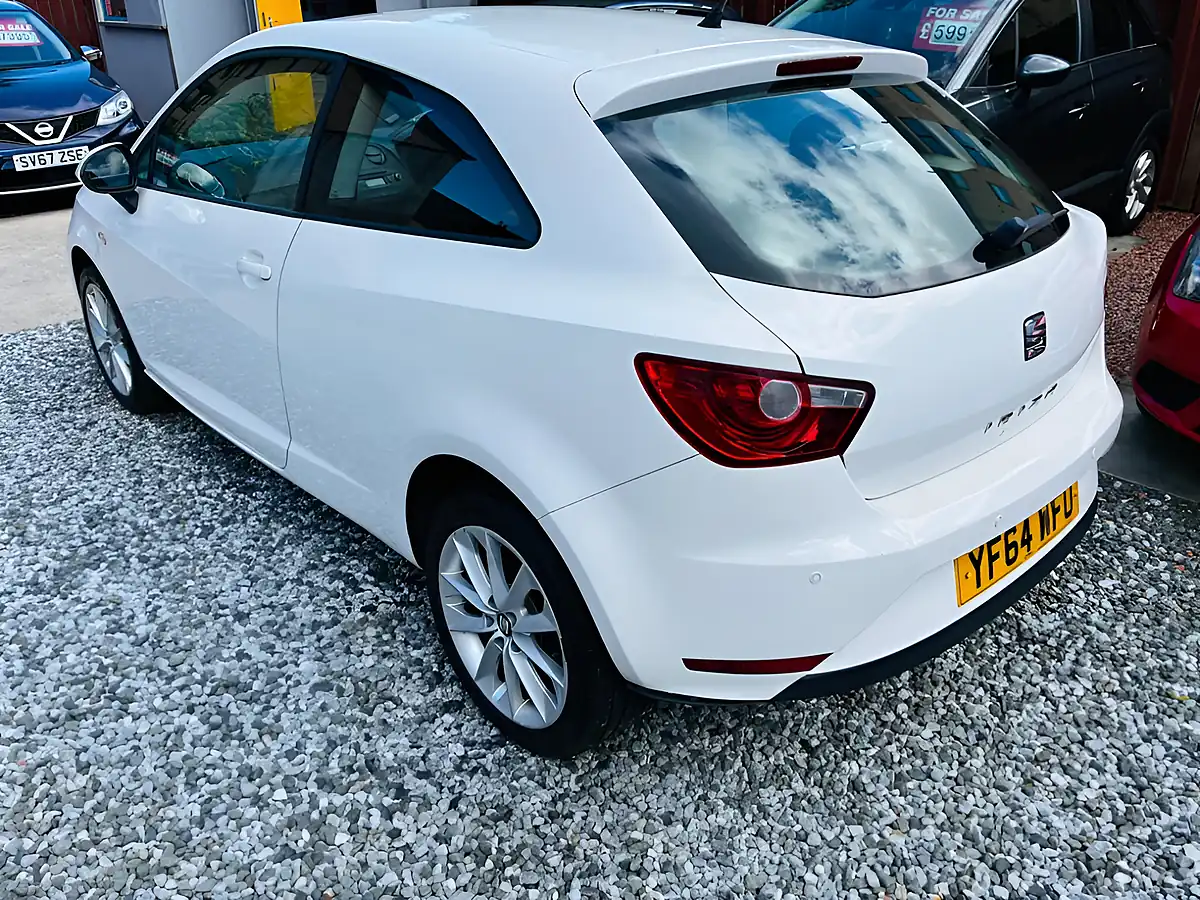 Used 2014 SEAT Ibiza Toca Sport Coupe White - Interior and Exterior details 15