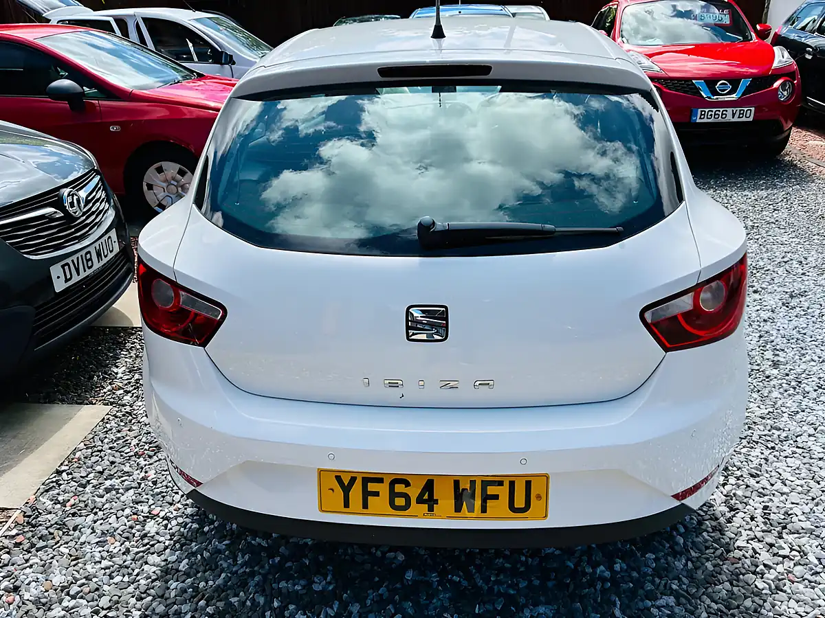 Used 2014 SEAT Ibiza Toca Sport Coupe White - Interior and Exterior details 4
