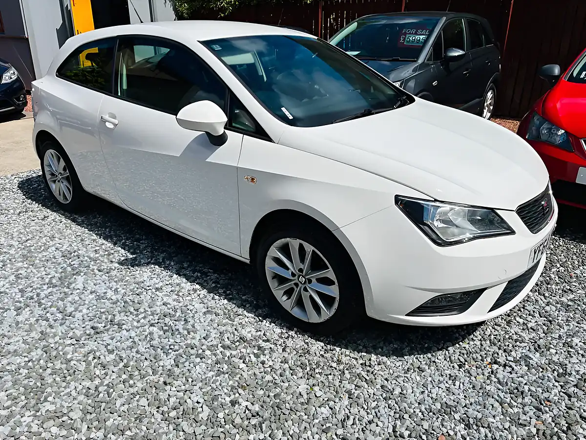 Used 2014 SEAT Ibiza Toca Sport Coupe White - Interior and Exterior details 7
