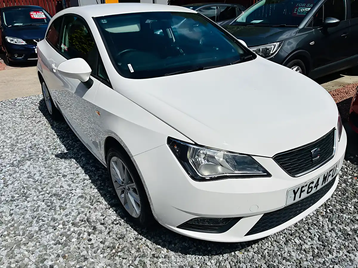 Used 2014 SEAT Ibiza Toca Sport Coupe White - Interior and Exterior details 9