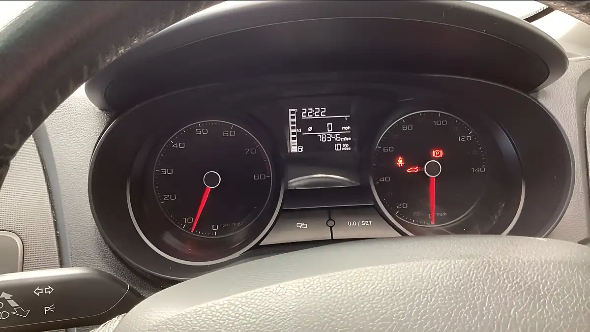 Used 2014 SEAT Ibiza Toca Sport Lima Green - Interior and Exterior details 14